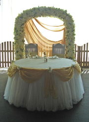 арка на свадьбу на прокат киев,  венчальная арка из цветов киев, киев